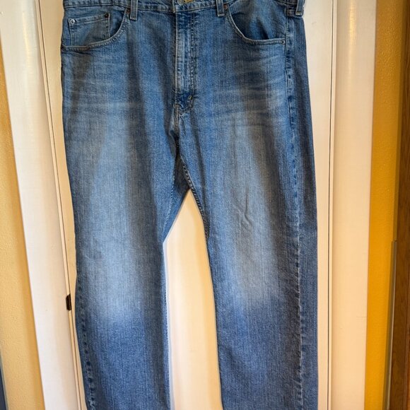 Levi Strauss Signature Relaxed Jeans:  Size: 40x30 - Picture 1 of 4
